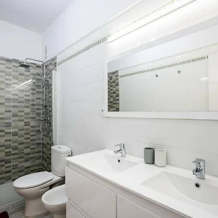 아파트 Spacious & Stylish Los Cristianos *