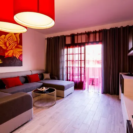 Spacious & Stylish Los Cristianos * 로스크리스티아노스