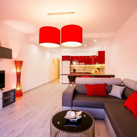 Spacious & Stylish Los Cristianos Apartman Los Cristianos