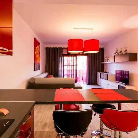 Spacious & Stylish Los Cristianos Apartman